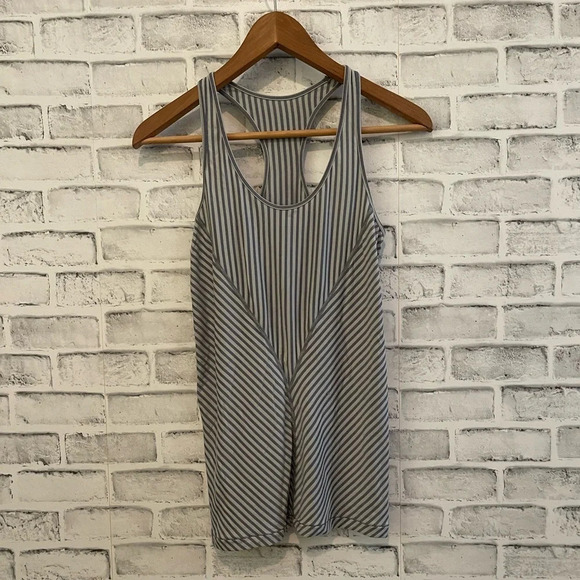 Women’s Lululemon raja racerback lightweight striped tank top 6 - Picture 1 of 5